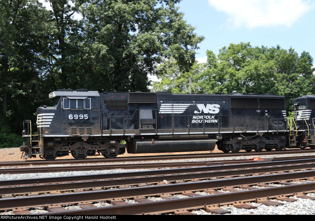 NS 6995